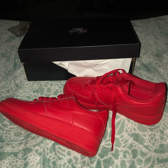 8.5 Air Force 1 - Picture 2 of 5